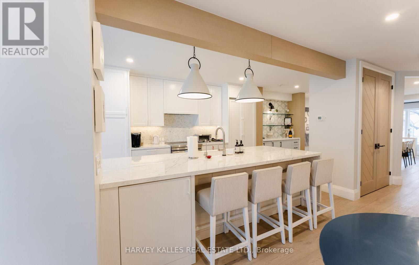 25 Gilgorm Road, Toronto, Ontario  M5N 2M4 - Photo 9 - C12692156