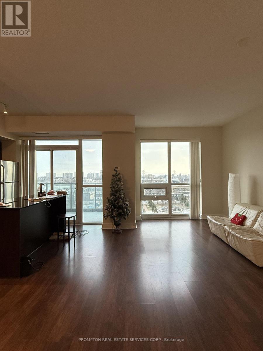 914 - 35 Brian Peck Crescent, Toronto, Ontario  M4G 0A4 - Photo 2 - C12692158