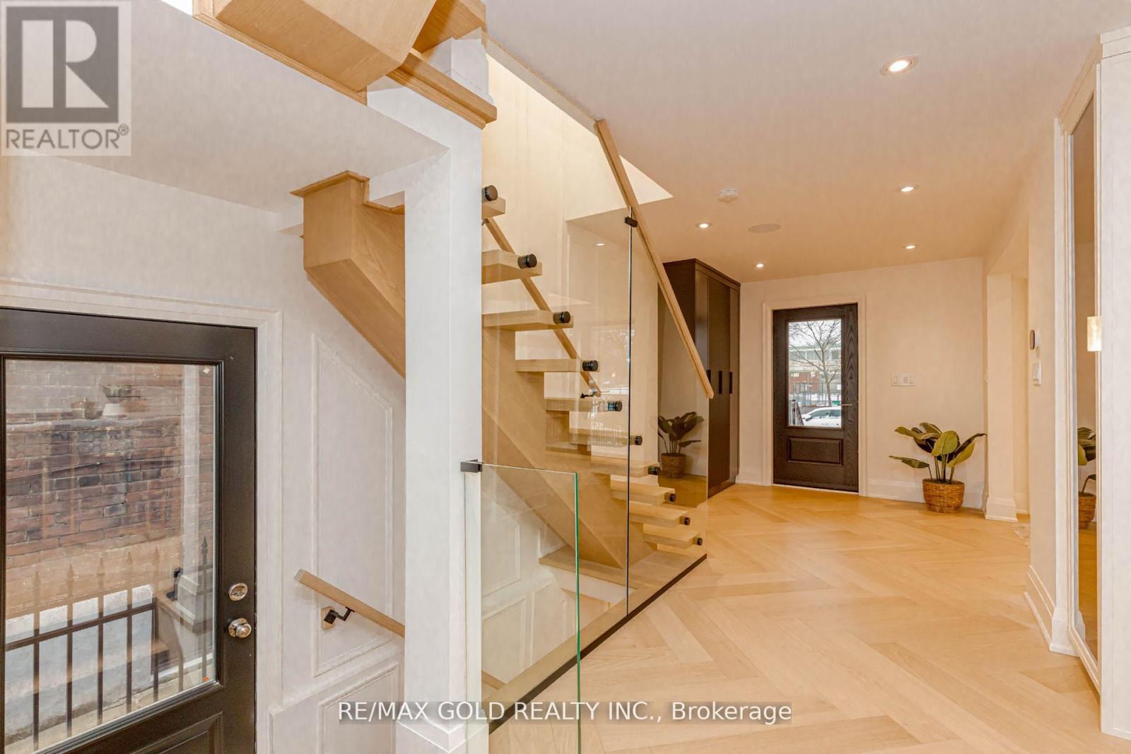 786 Euclid Avenue, Toronto, Ontario  M6G 2V4 - Photo 20 - C12692234