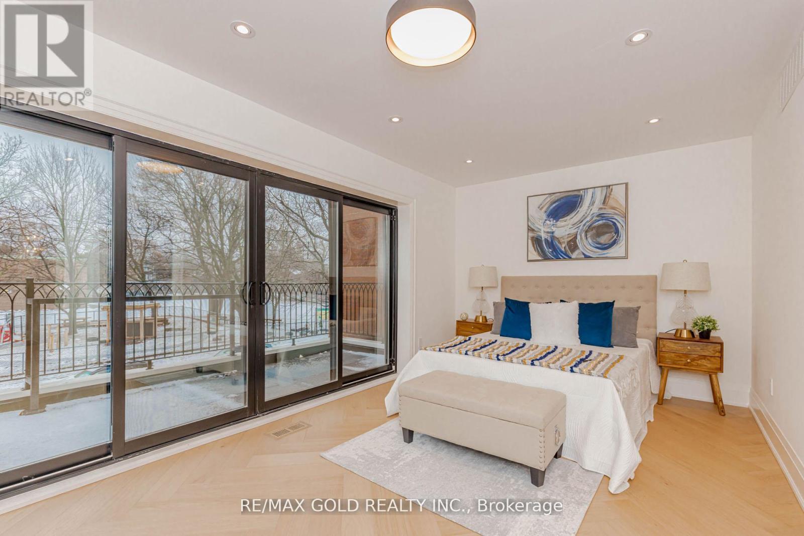 786 Euclid Avenue, Toronto, Ontario  M6G 2V4 - Photo 22 - C12692234