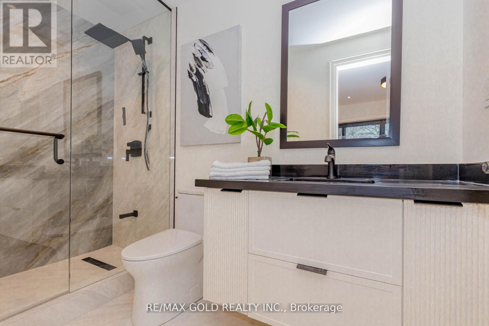 786 Euclid Avenue, Toronto, Ontario  M6G 2V4 - Photo 26 - C12692234