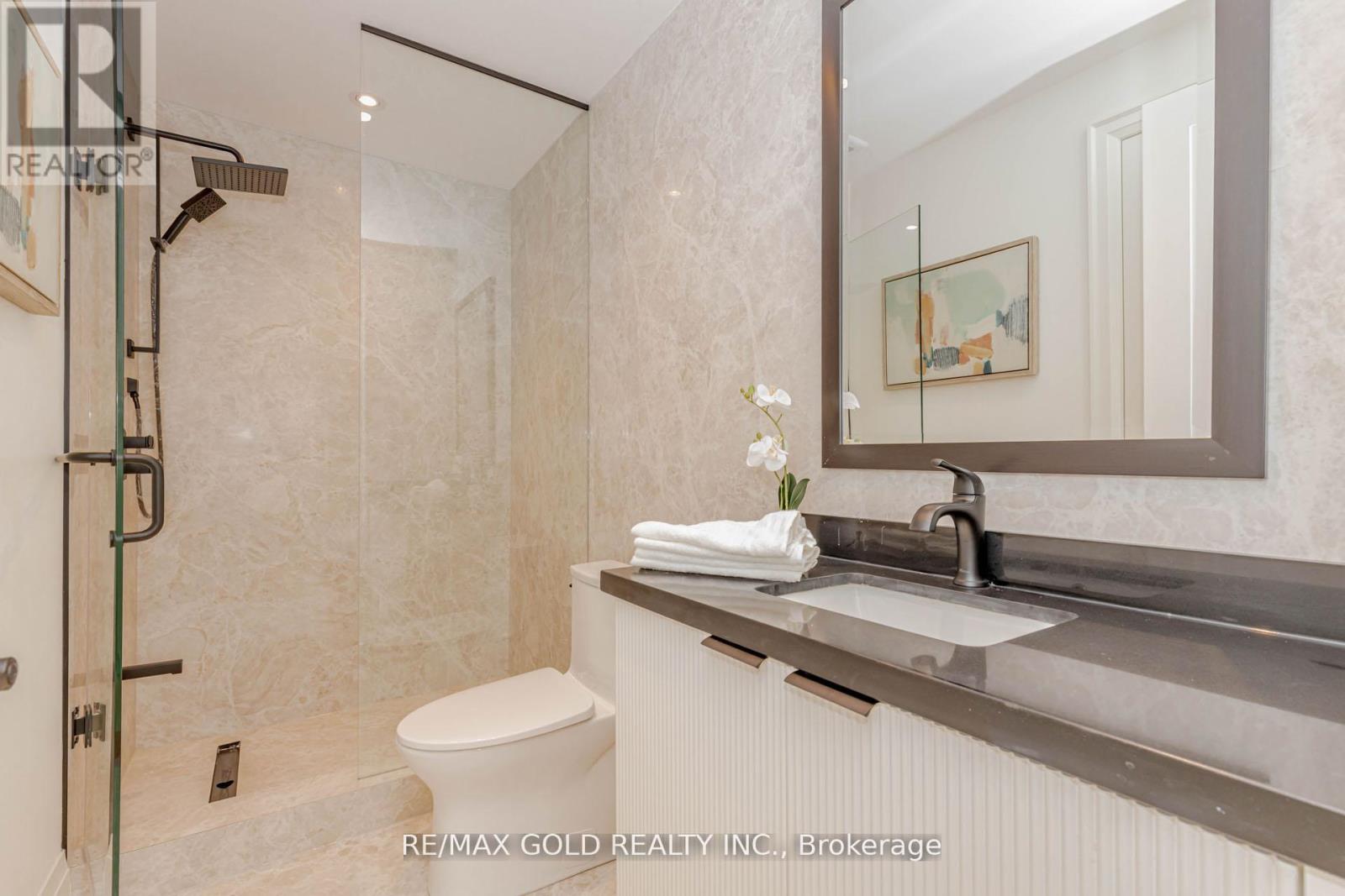 786 Euclid Avenue, Toronto, Ontario  M6G 2V4 - Photo 30 - C12692234