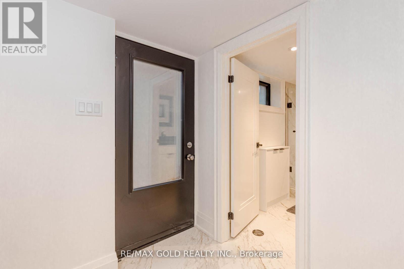 786 Euclid Avenue, Toronto, Ontario  M6G 2V4 - Photo 34 - C12692234