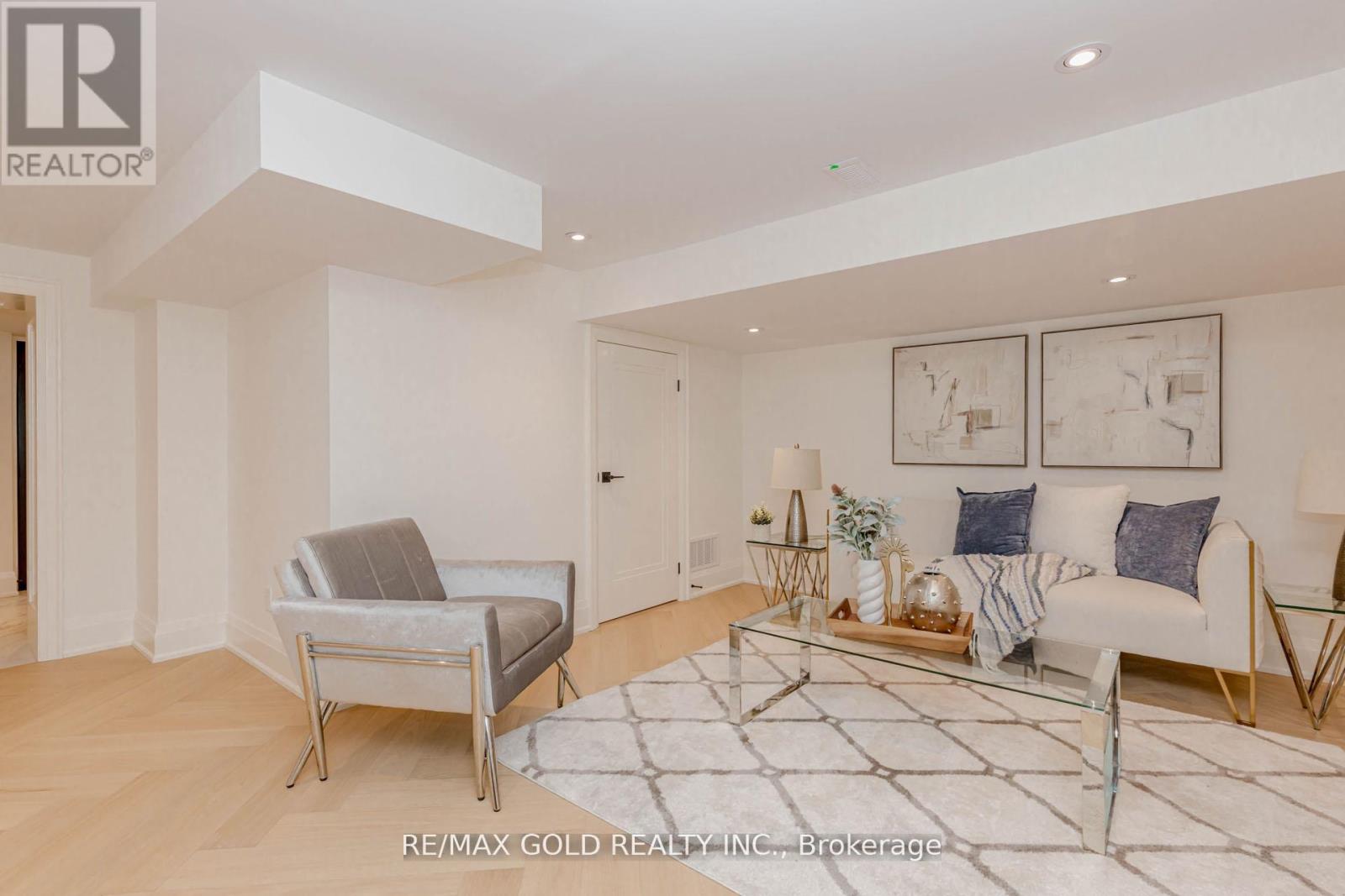 786 Euclid Avenue, Toronto, Ontario  M6G 2V4 - Photo 37 - C12692234