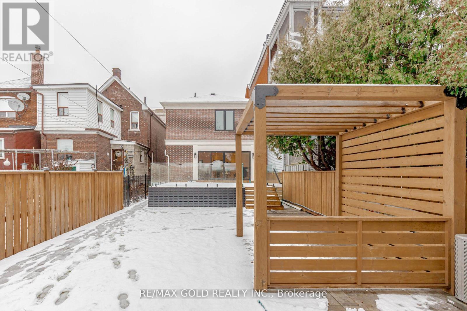786 Euclid Avenue, Toronto, Ontario  M6G 2V4 - Photo 49 - C12692234