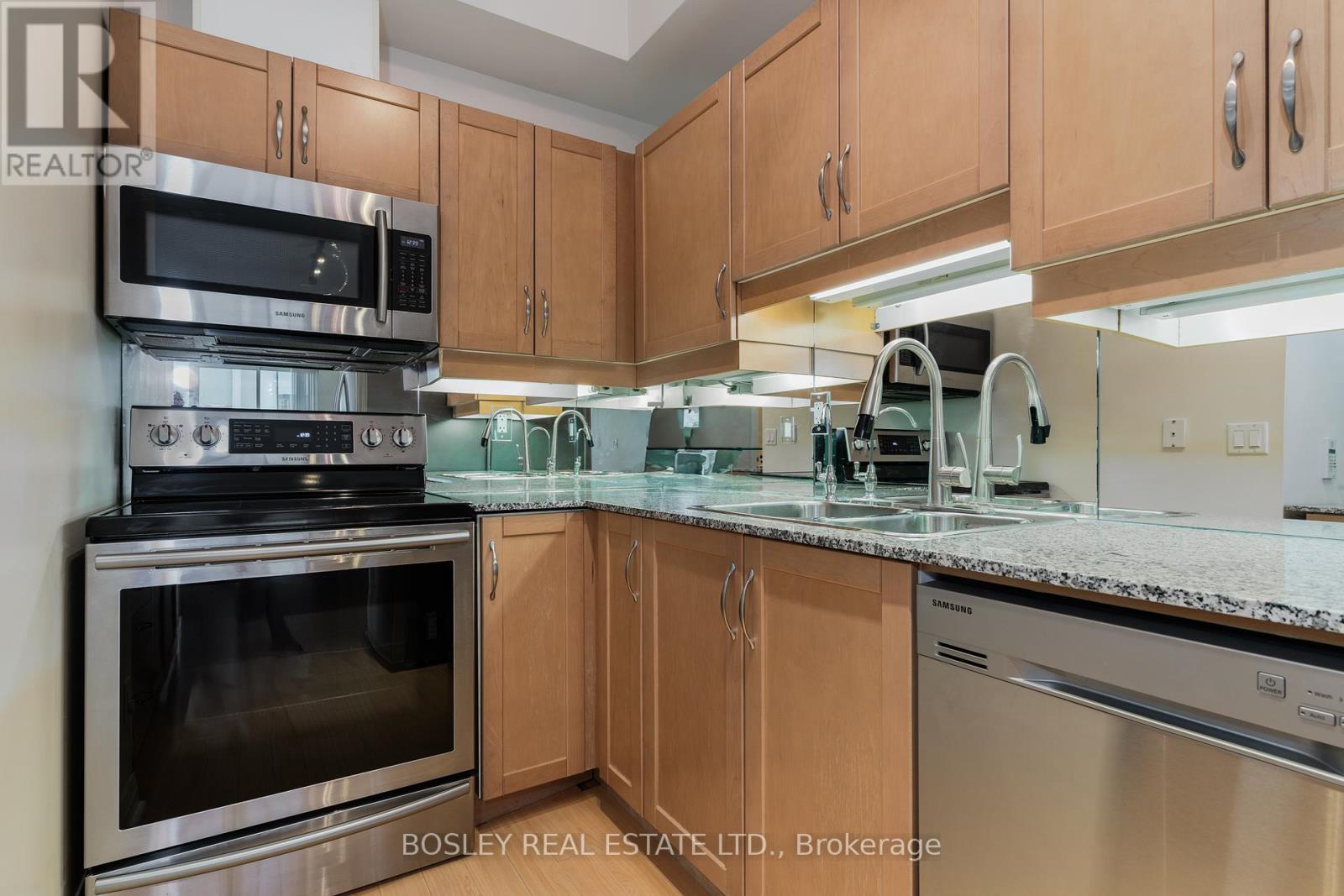 803 - 220 Victoria Street, Toronto, Ontario  M5B 2R6 - Photo 5 - C12692272