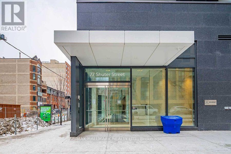 77 Shuter Street, Toronto, Ontario  M5B 0B8 - Photo 2 - C12692282