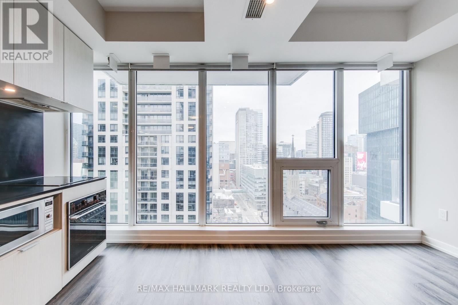 77 Shuter Street, Toronto, Ontario  M5B 0B8 - Photo 6 - C12692282