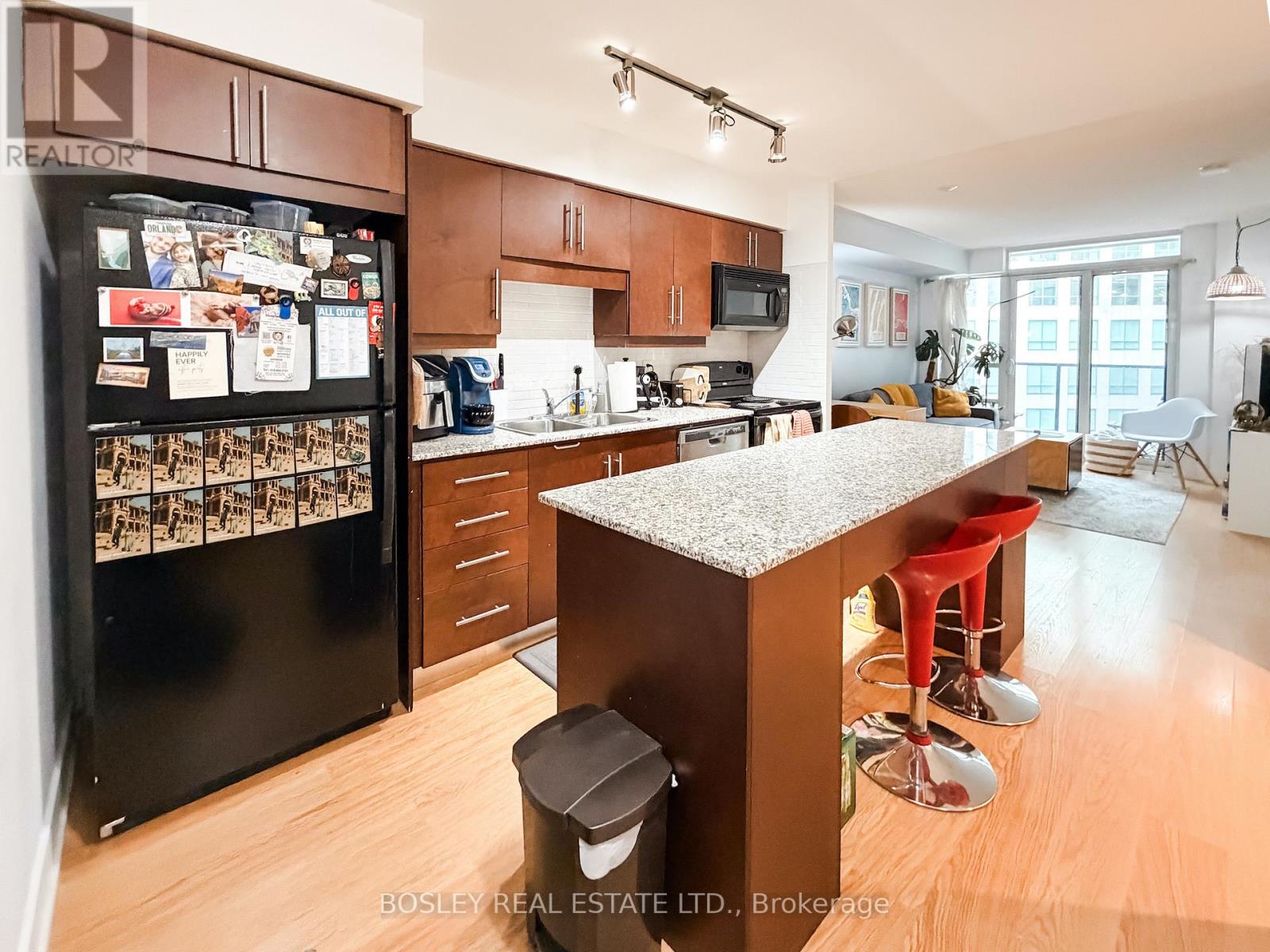 908 - 20 Blue Jays Way, Toronto, Ontario  M5V 3W6 - Photo 10 - C12692286