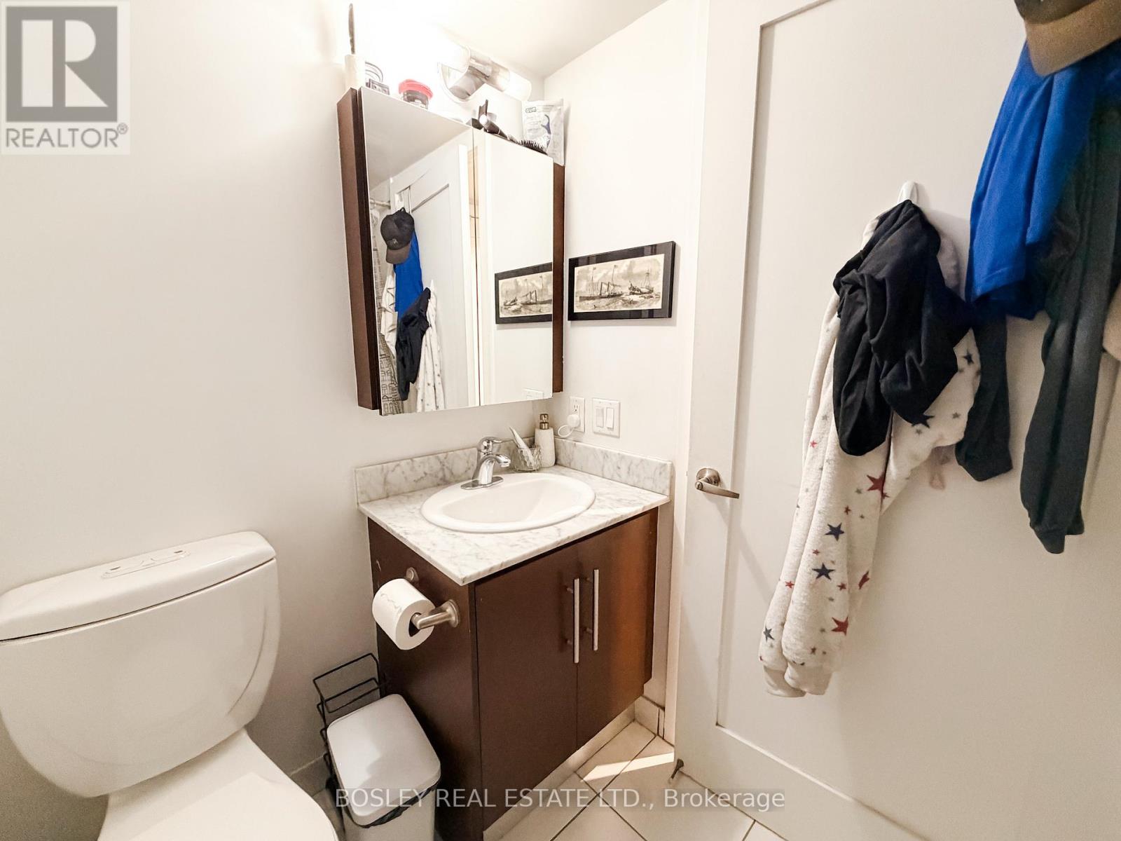 908 - 20 Blue Jays Way, Toronto, Ontario  M5V 3W6 - Photo 18 - C12692286