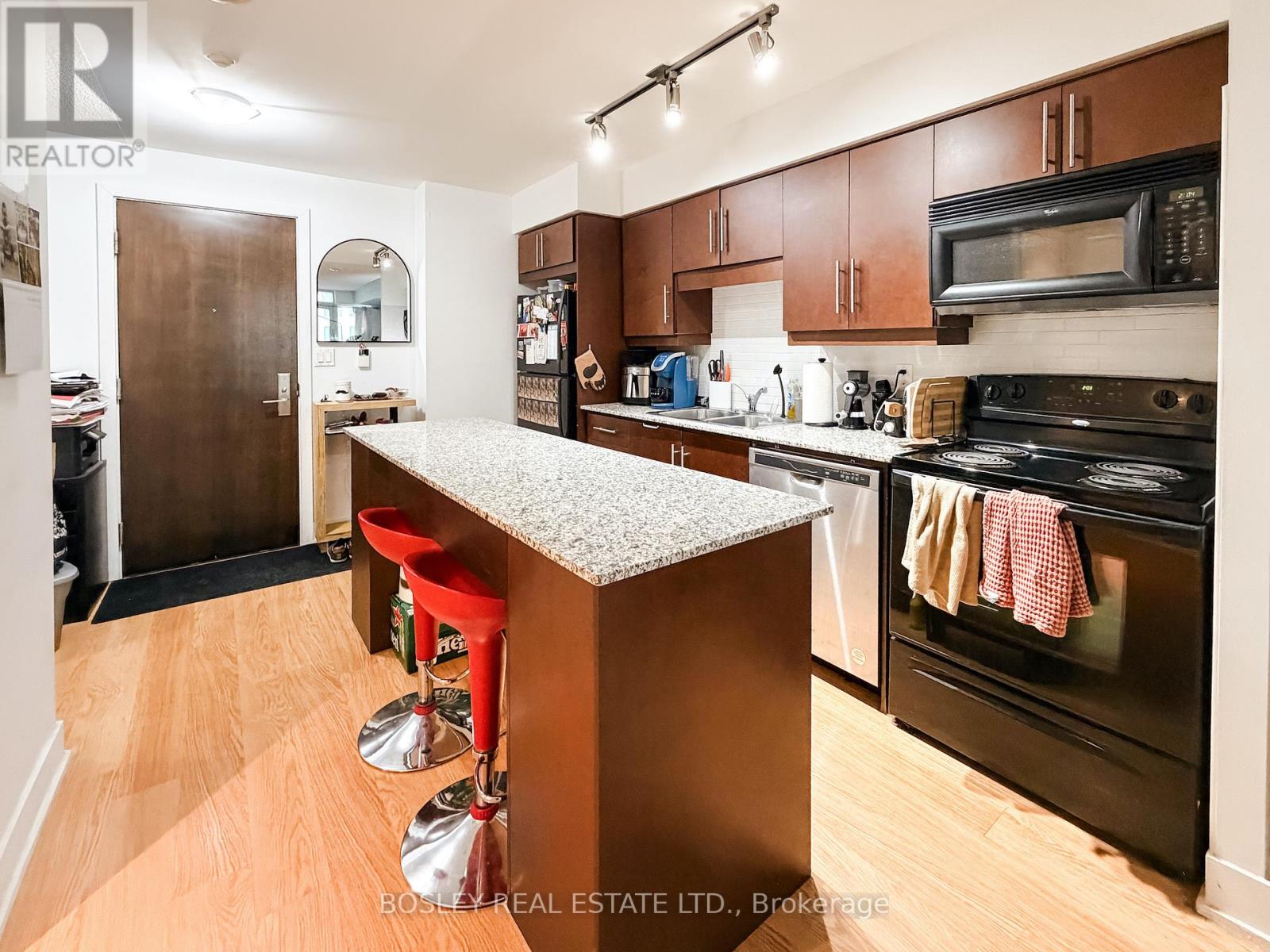 908 - 20 Blue Jays Way, Toronto, Ontario  M5V 3W6 - Photo 9 - C12692286