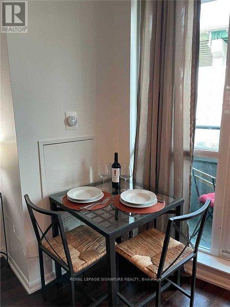 368 - 209 Fort York Boulevard, Toronto, Ontario  M5V 4A1 - Photo 7 - C12692290