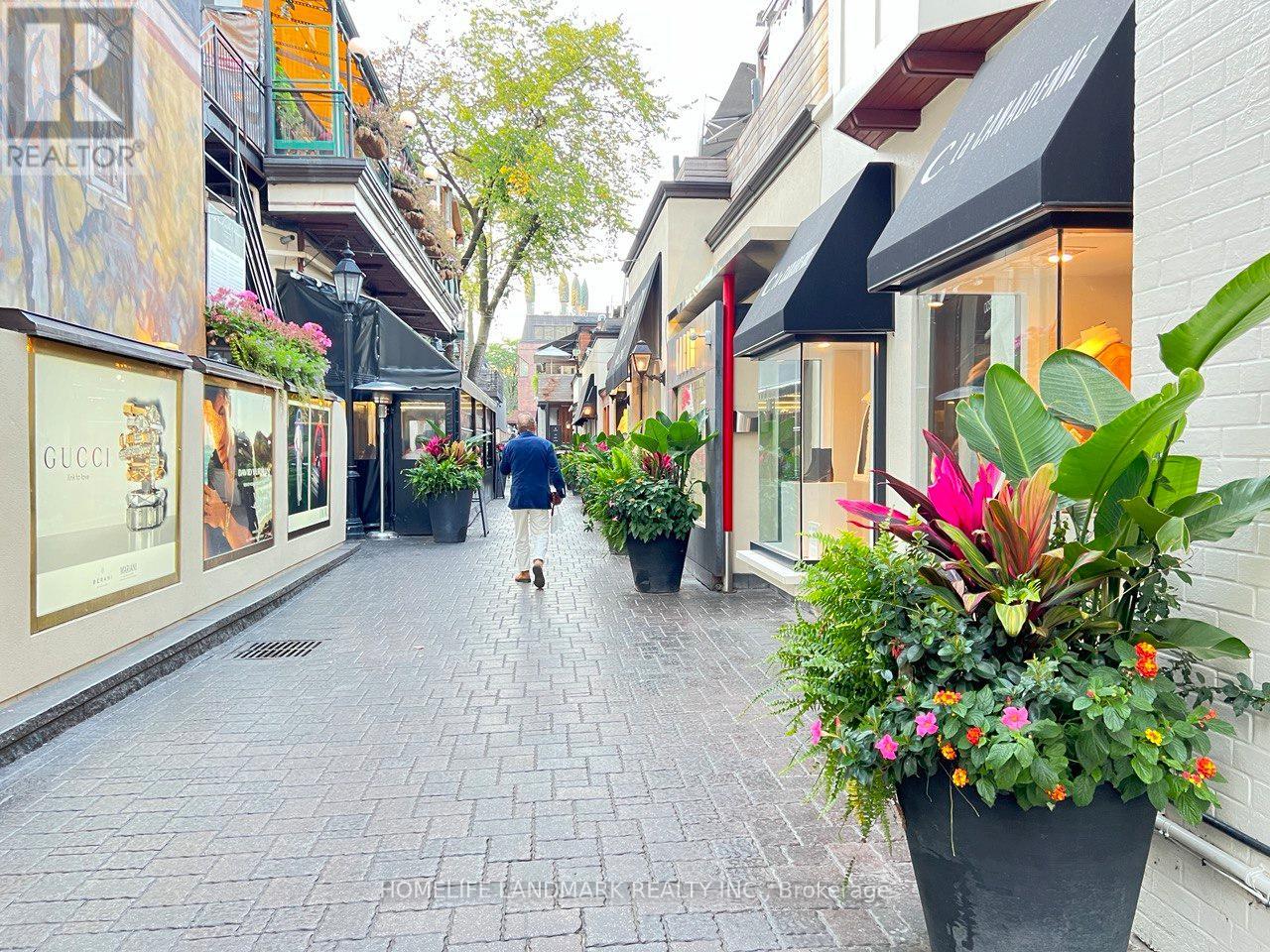 1407 - 155 Yorkville Avenue, Toronto, Ontario  M5R 0B4 - Photo 12 - C12692332