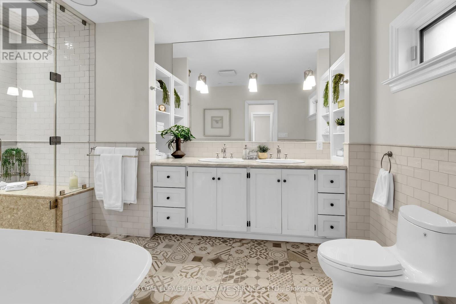 441 Oriole Parkway, Toronto, Ontario  M5P 2H7 - Photo 22 - C12692360