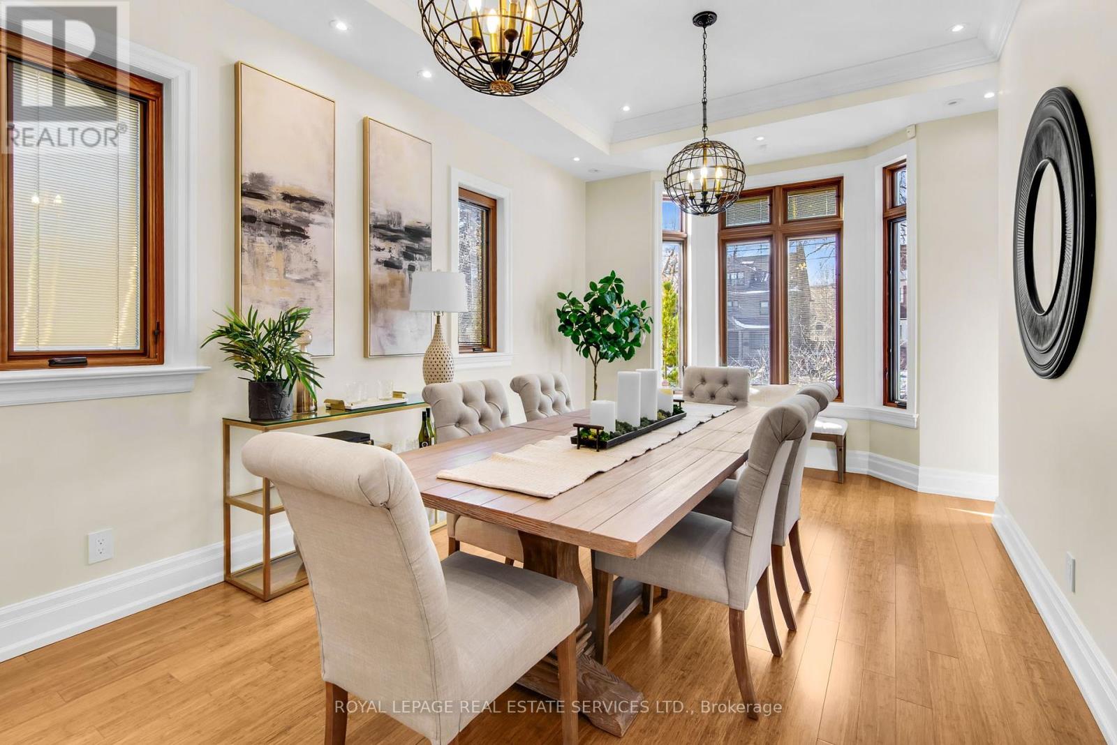 441 Oriole Parkway, Toronto, Ontario  M5P 2H7 - Photo 3 - C12692360