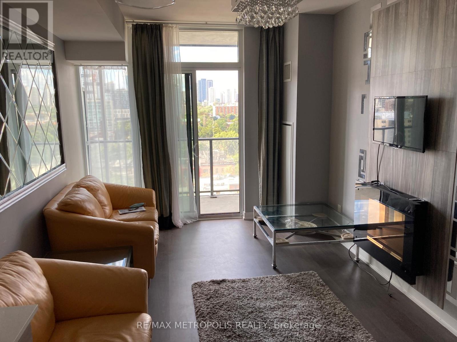 1302 - 105 GEORGE STREET, Toronto, Ontario