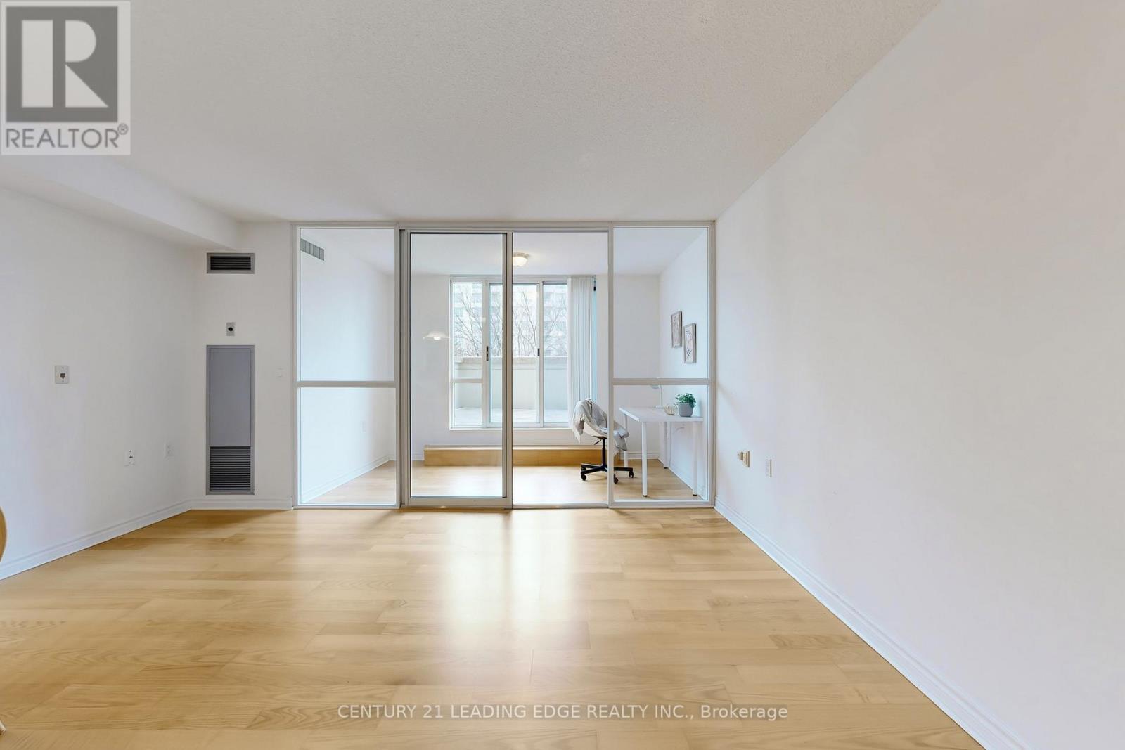 302 - 2627 Mccowan Road, Toronto, Ontario  M1S 5T1 - Photo 2 - E12692212