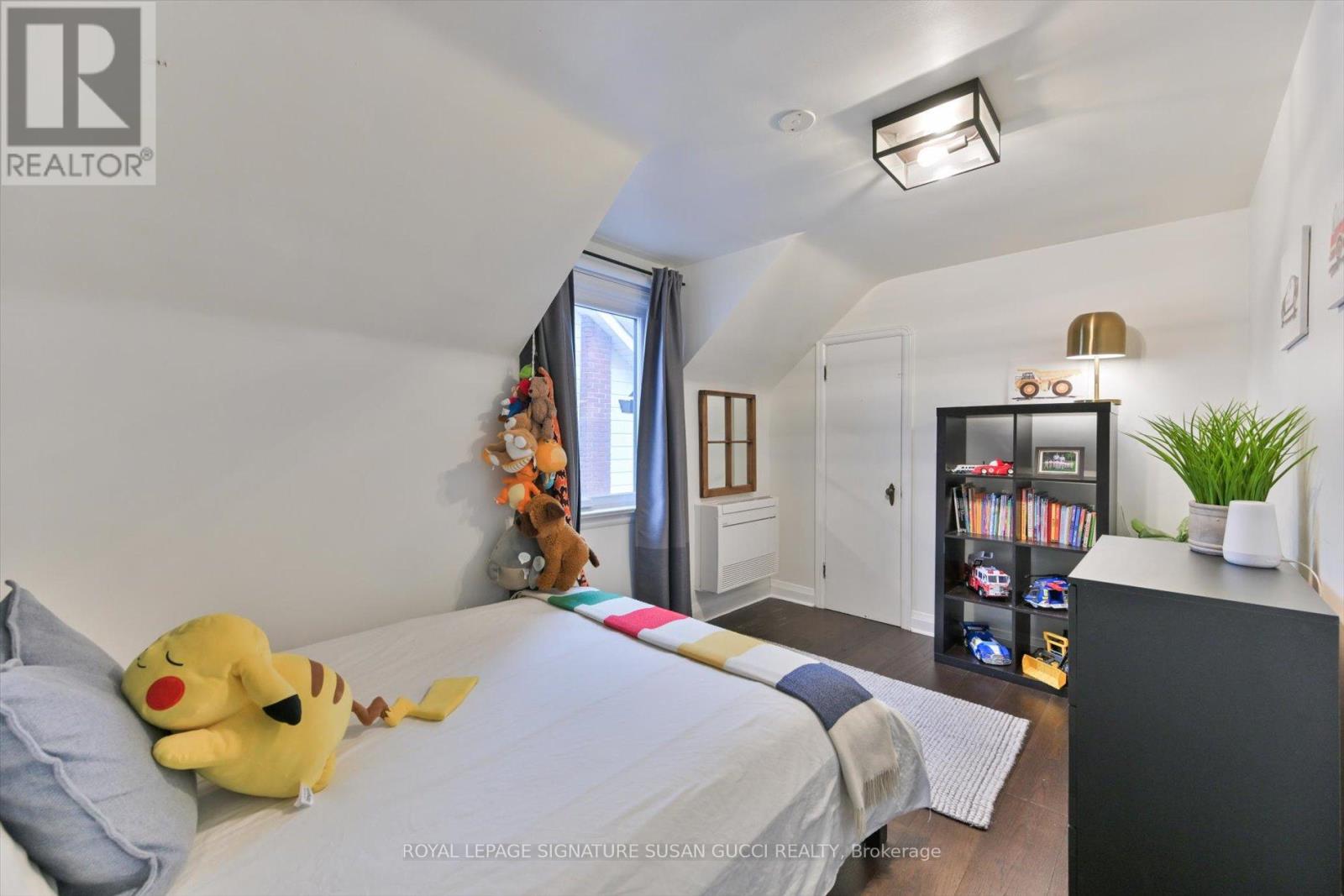 257 Lumsden Avenue, Toronto, Ontario  M4C 2K7 - Photo 21 - E12692338