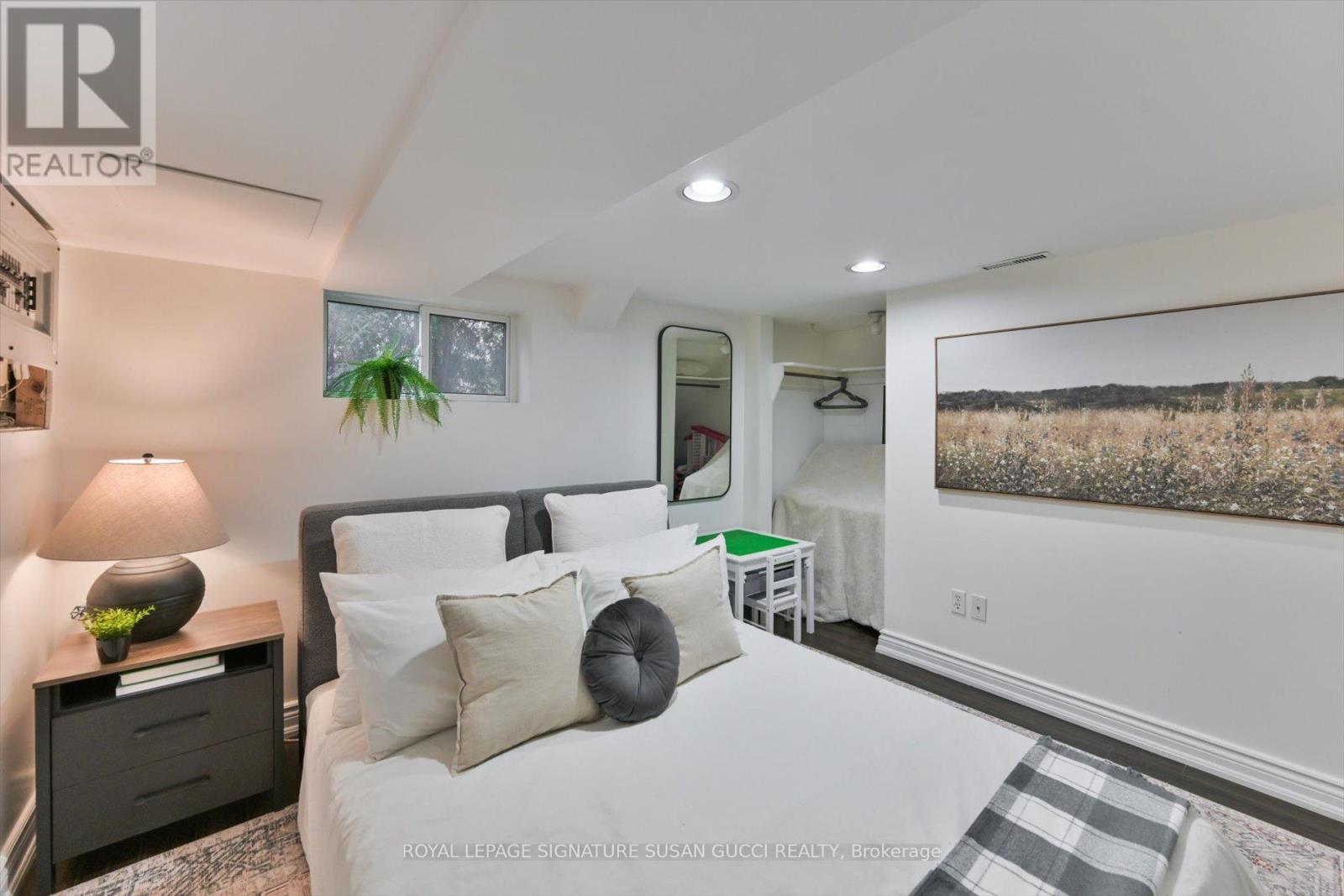 257 Lumsden Avenue, Toronto, Ontario  M4C 2K7 - Photo 34 - E12692338