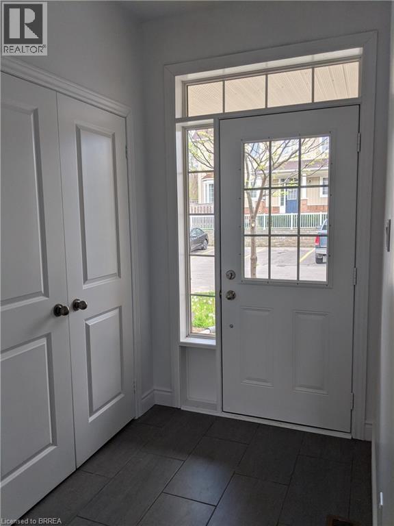 21 Diana Avenue Unit# 42, Brantford, Ontario  N3T 0G7 - Photo 2 - 40797418