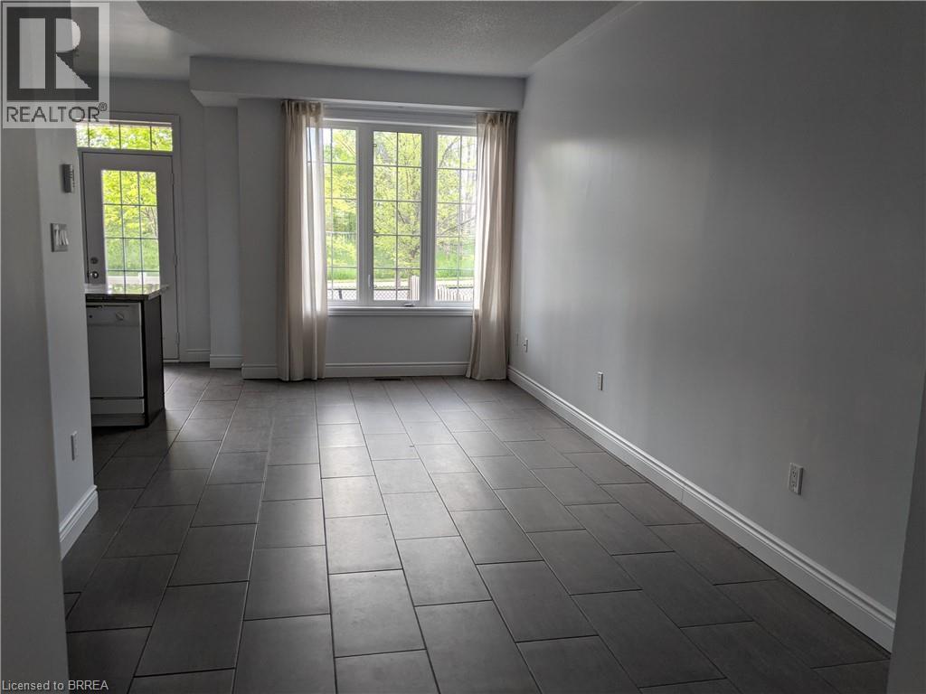 21 Diana Avenue Unit# 42, Brantford, Ontario  N3T 0G7 - Photo 3 - 40797418