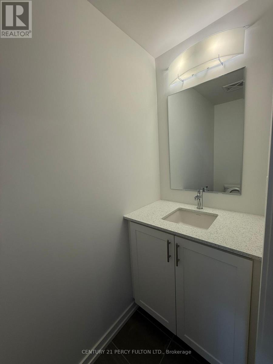 23 - 17 Lytham Green Circle, Newmarket, Ontario  L3Y 0H4 - Photo 6 - N12692264