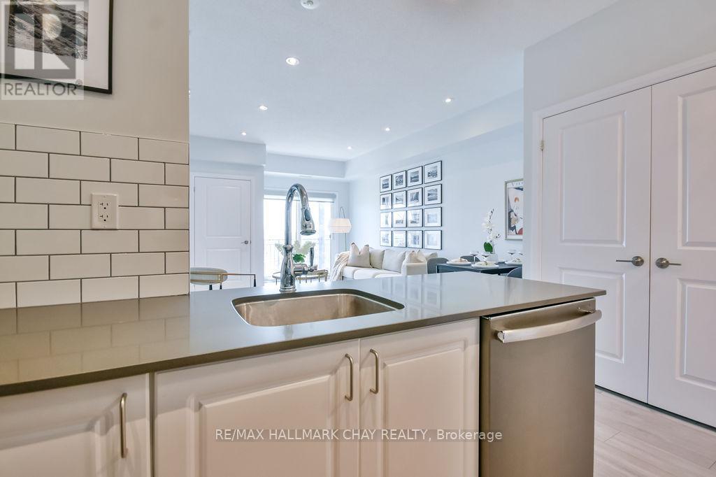 507 - 299 Cundles Road E, Barrie, Ontario  L4M 0K9 - Photo 12 - S12692254