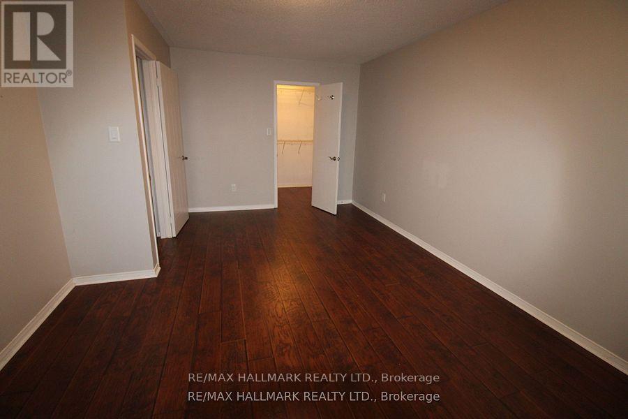 20 Brown Street, Barrie (Ardagh), Ontario  L4N 7V8 - Photo 13 - S12692262