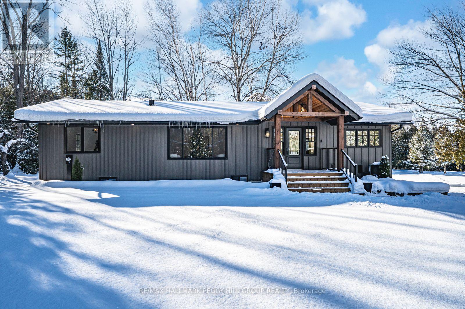 2764 Fairgrounds Road, Severn, Ontario  L3V 0Y2 - Photo 1 - S12692288