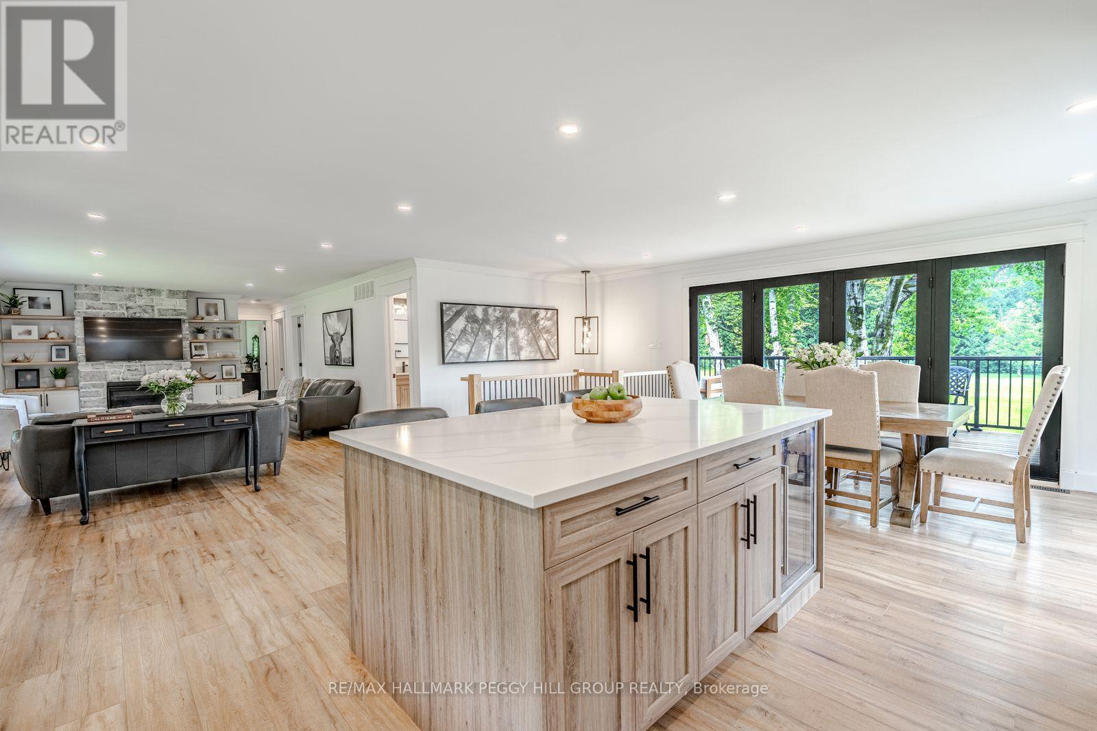 2764 Fairgrounds Road, Severn, Ontario  L3V 0Y2 - Photo 5 - S12692288