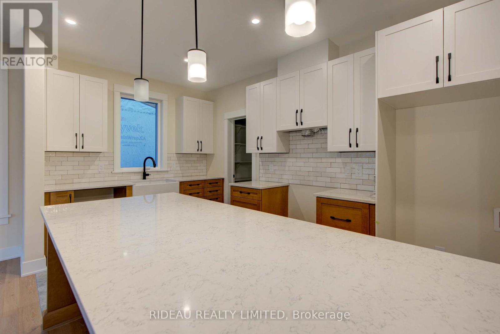 138 Shelter Cove Drive, Westport, Ontario  K0G 1X0 - Photo 10 - X12314924