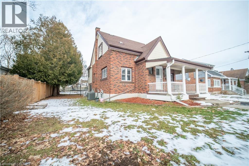 10 Monroe Street, Cambridge, Ontario  N1R 2C5 - Photo 2 - 40798252