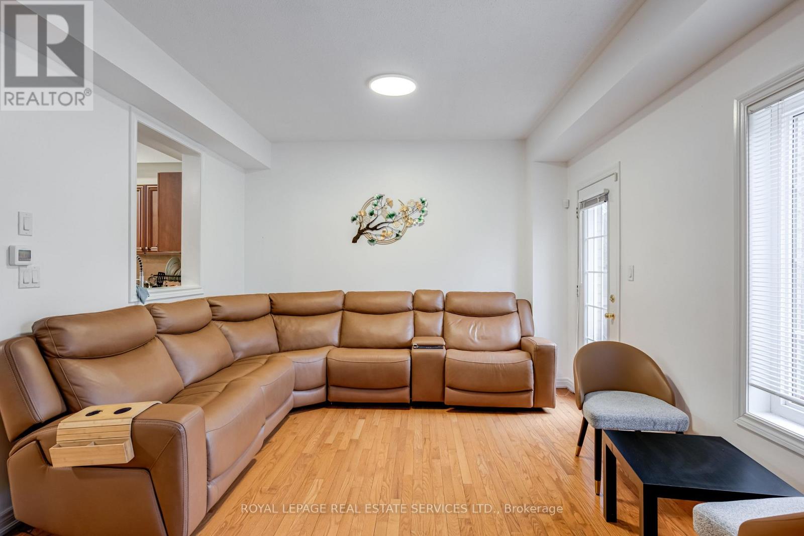 1337 Kestell Boulevard, Oakville, Ontario  L6H 0C8 - Photo 15 - W12692162