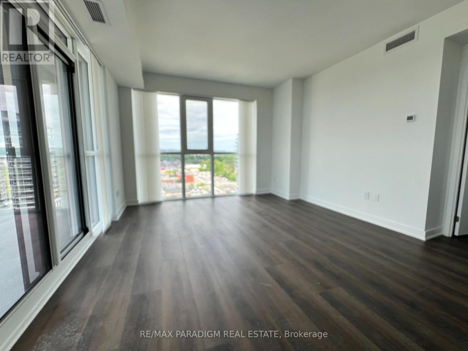 1207 - 2007 James Street, Burlington, Ontario  L7R 0G7 - Photo 11 - W12692182