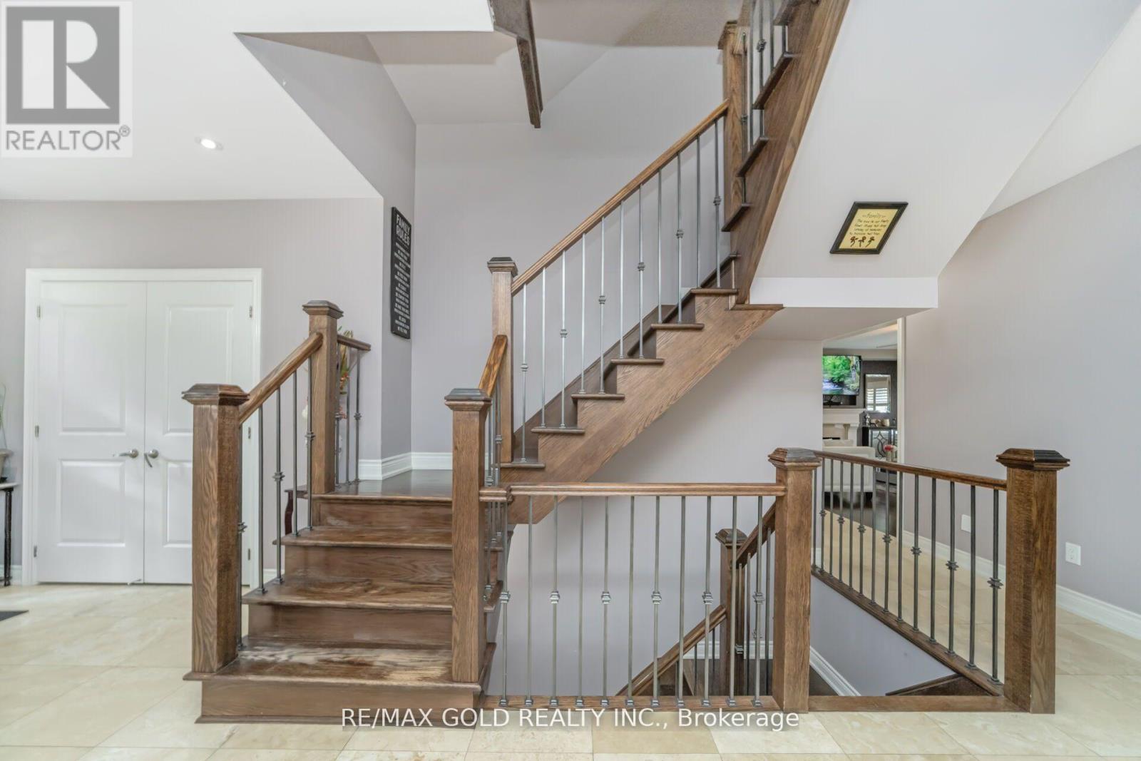 6 Ayrshire Court, Brampton, Ontario  L6Z 0G6 - Photo 13 - W12692268