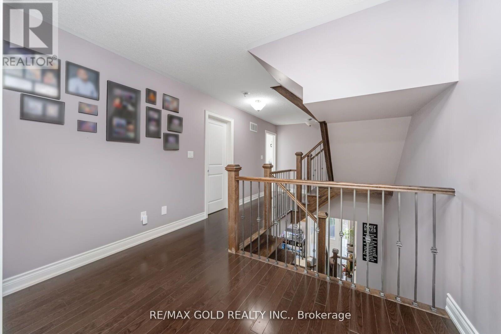 6 Ayrshire Court, Brampton, Ontario  L6Z 0G6 - Photo 14 - W12692268