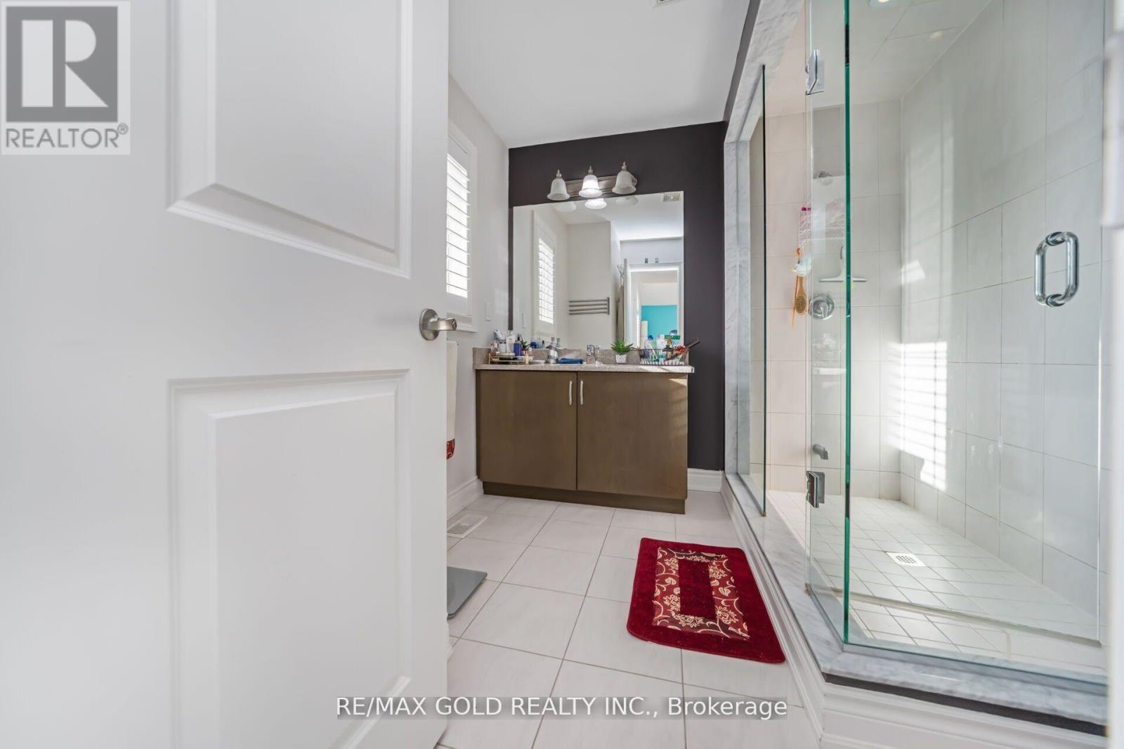 6 Ayrshire Court, Brampton, Ontario  L6Z 0G6 - Photo 16 - W12692268