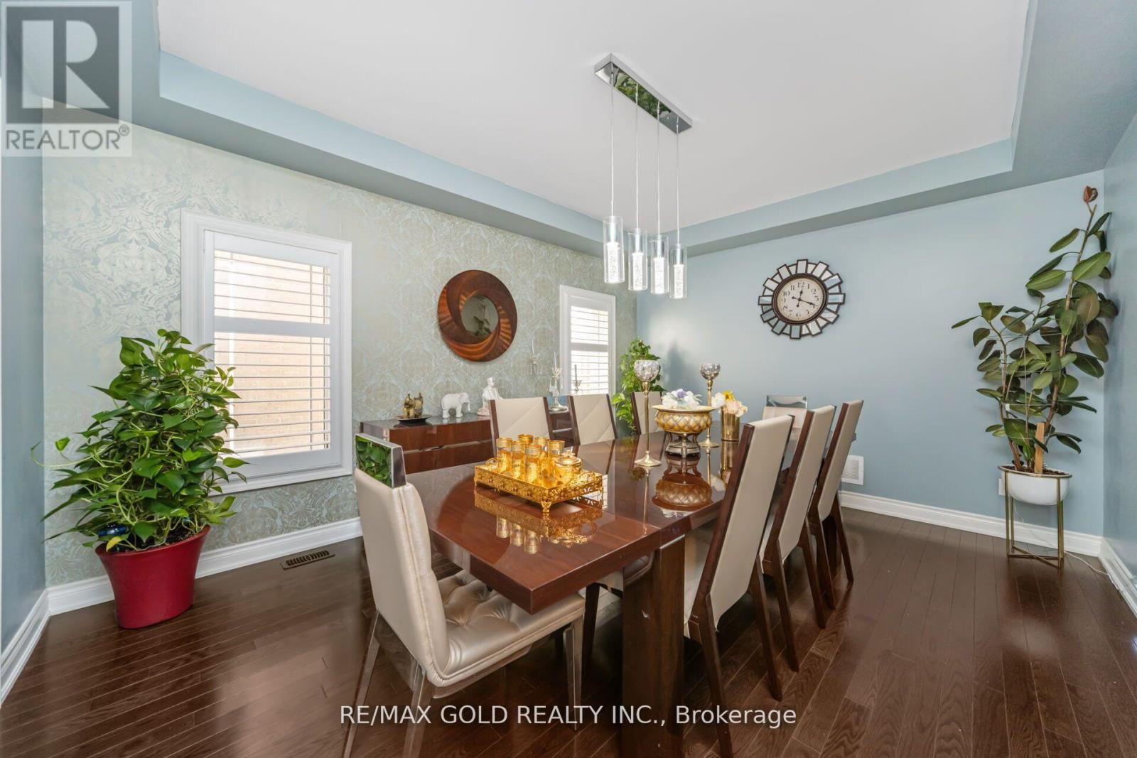 6 Ayrshire Court, Brampton, Ontario  L6Z 0G6 - Photo 8 - W12692268