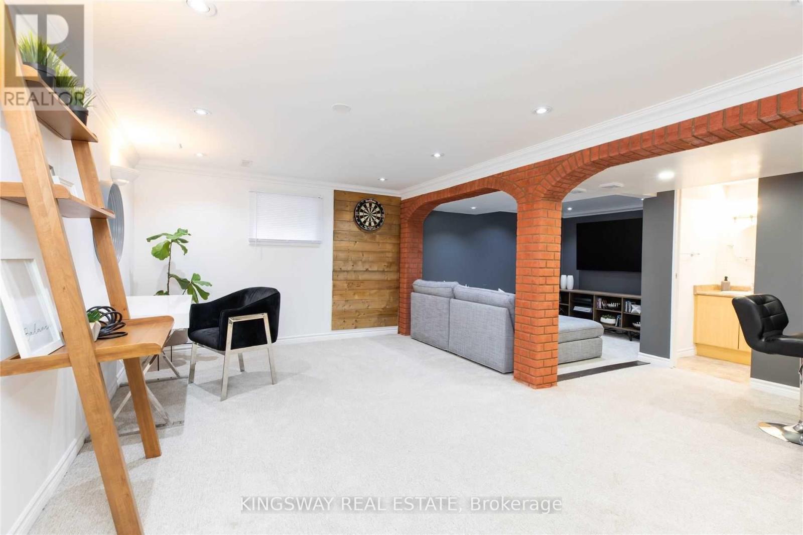 2594 Bromsgrove Road, Mississauga, Ontario  L5J 1M2 - Photo 17 - W12692356