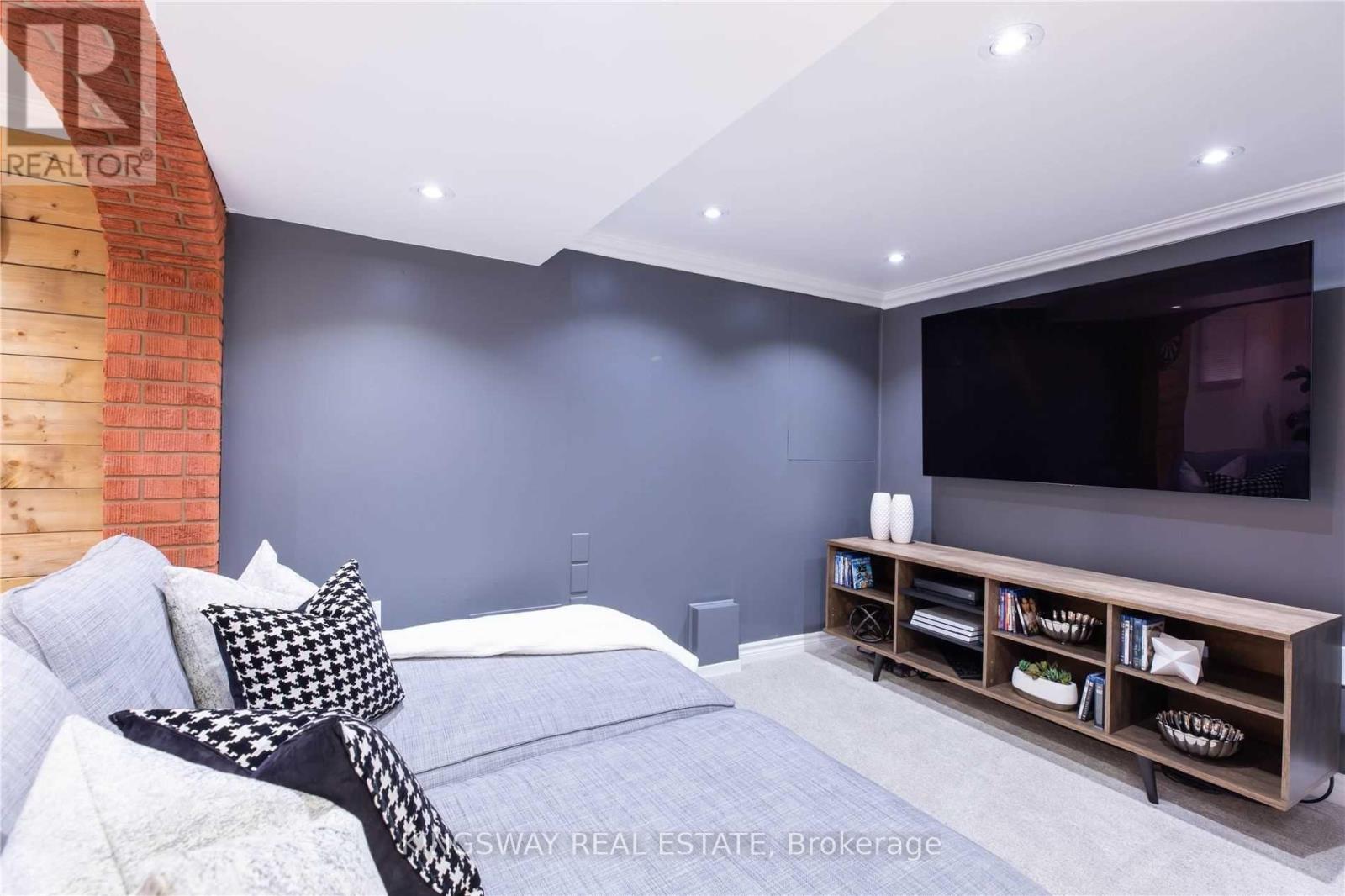 2594 Bromsgrove Road, Mississauga, Ontario  L5J 1M2 - Photo 18 - W12692356