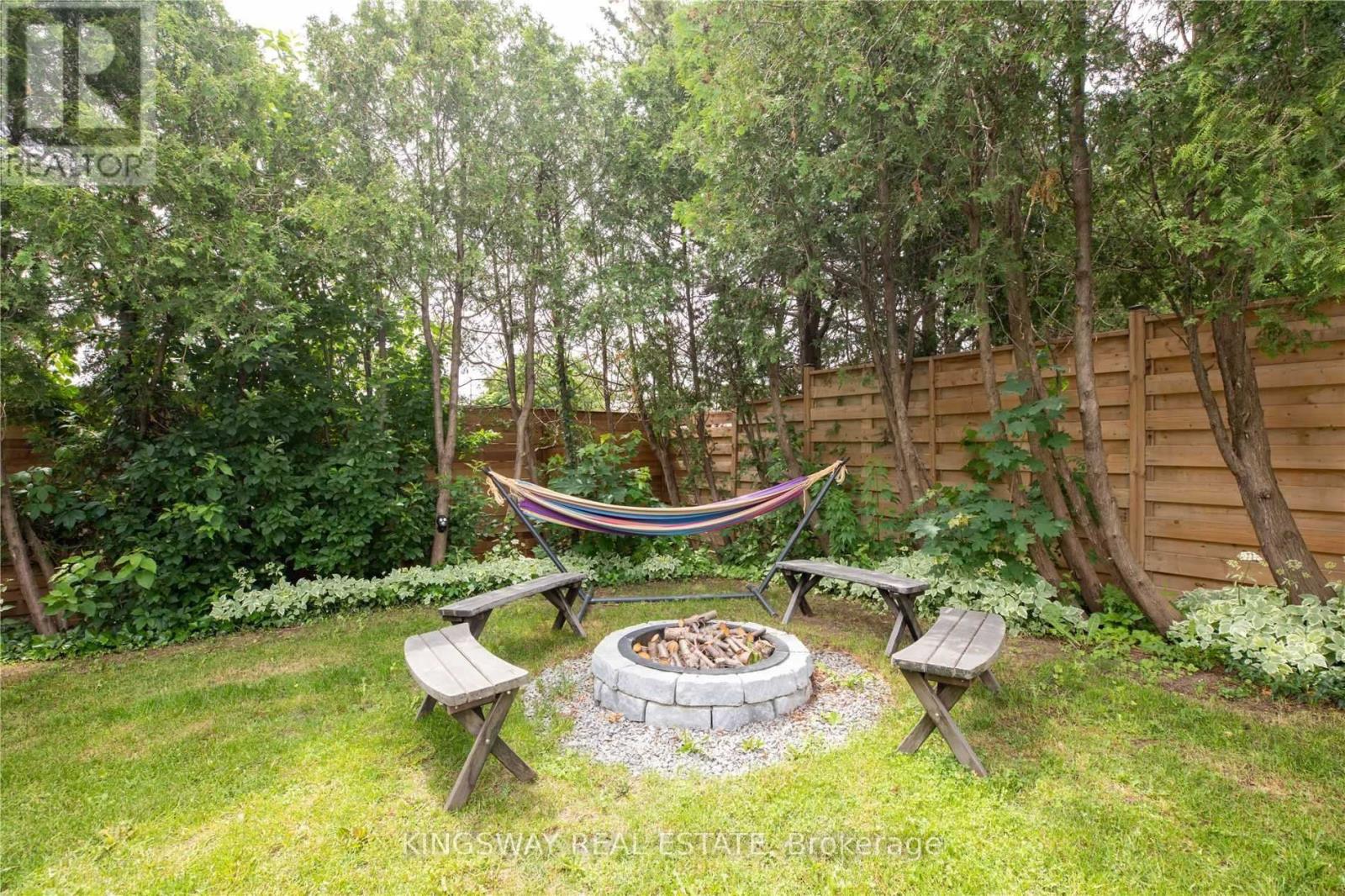 2594 Bromsgrove Road, Mississauga, Ontario  L5J 1M2 - Photo 23 - W12692356