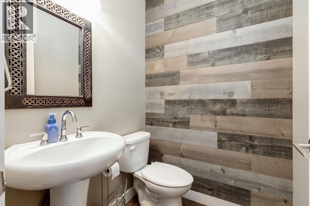 111 Cooperstown Place Sw, Airdrie, Alberta  T4B 3T7 - Photo 4 - A2277980