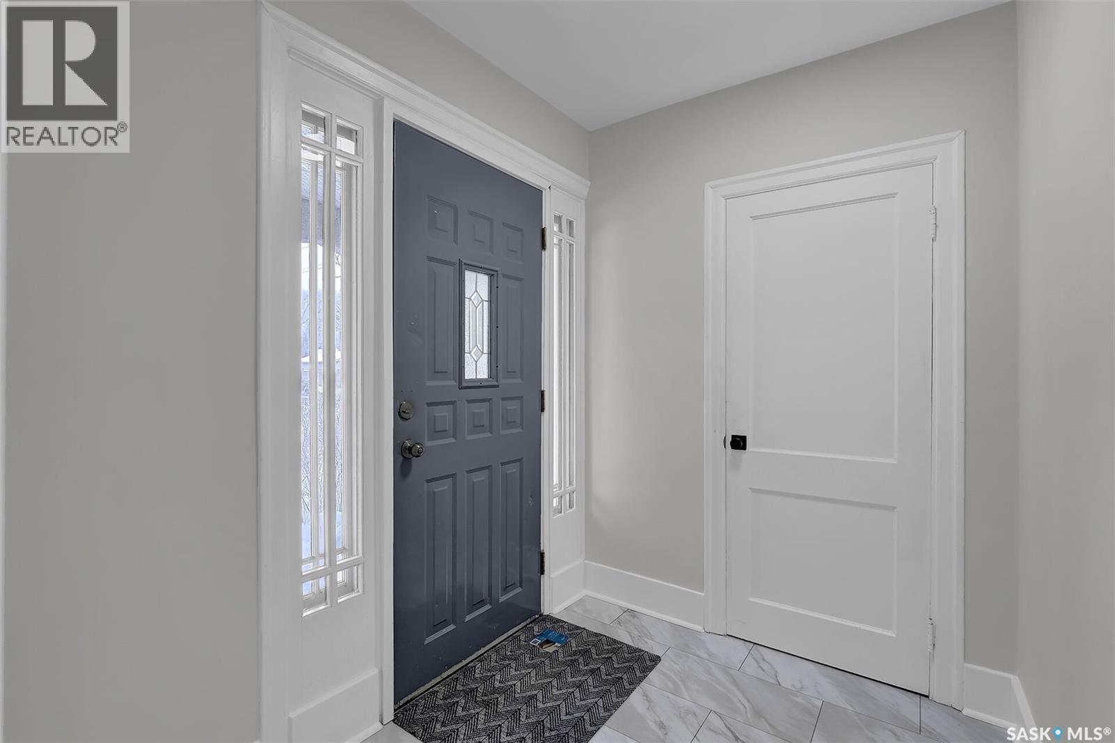 2070 Princess Street, Regina, Saskatchewan  S4T 3Z4 - Photo 3 - SK026728