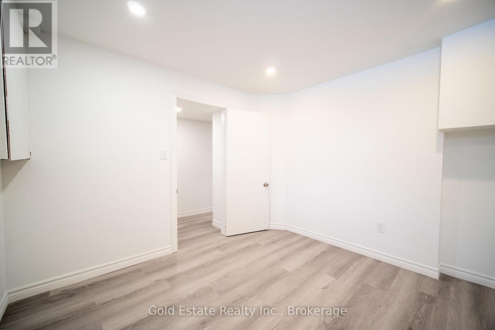 10 Monroe Street N, Cambridge, Ontario  N1R 2C5 - Photo 34 - X12692370