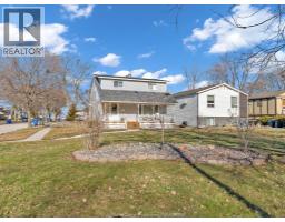 8060 HANDY, Windsor, Ontario