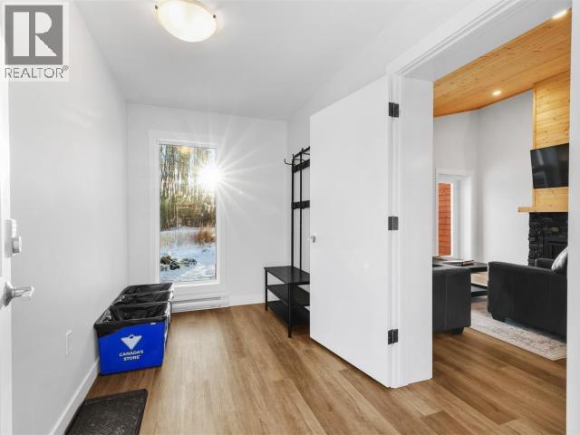 34 Takhini Meadows Drive, Whitehorse North, Yukon  Y1A 7A2 - Photo 7 - 17030