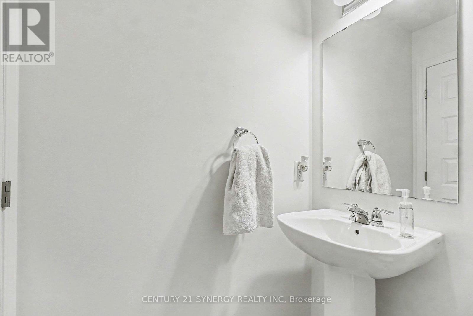 520 Flagstaff Drive, Ottawa, Ontario  K2J 3V5 - Photo 13 - X12692372