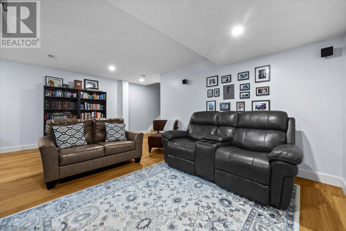 416 Rochefort Circle, Ottawa, Ontario  K4A 0M8 - Photo 34 - X12692376