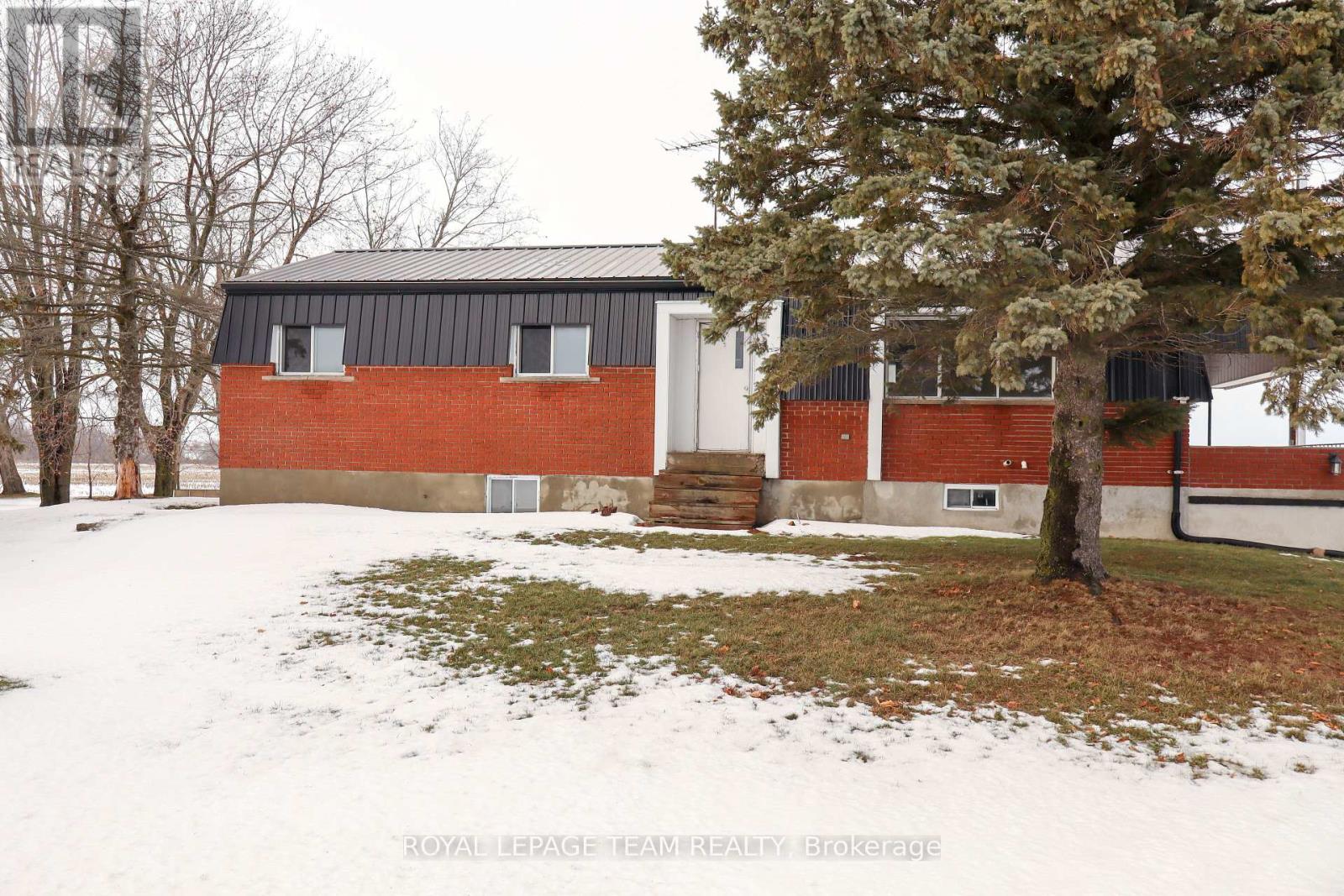 12121 Liscumb Road, North Dundas, Ontario  K0C 2K0 - Photo 38 - X12692396