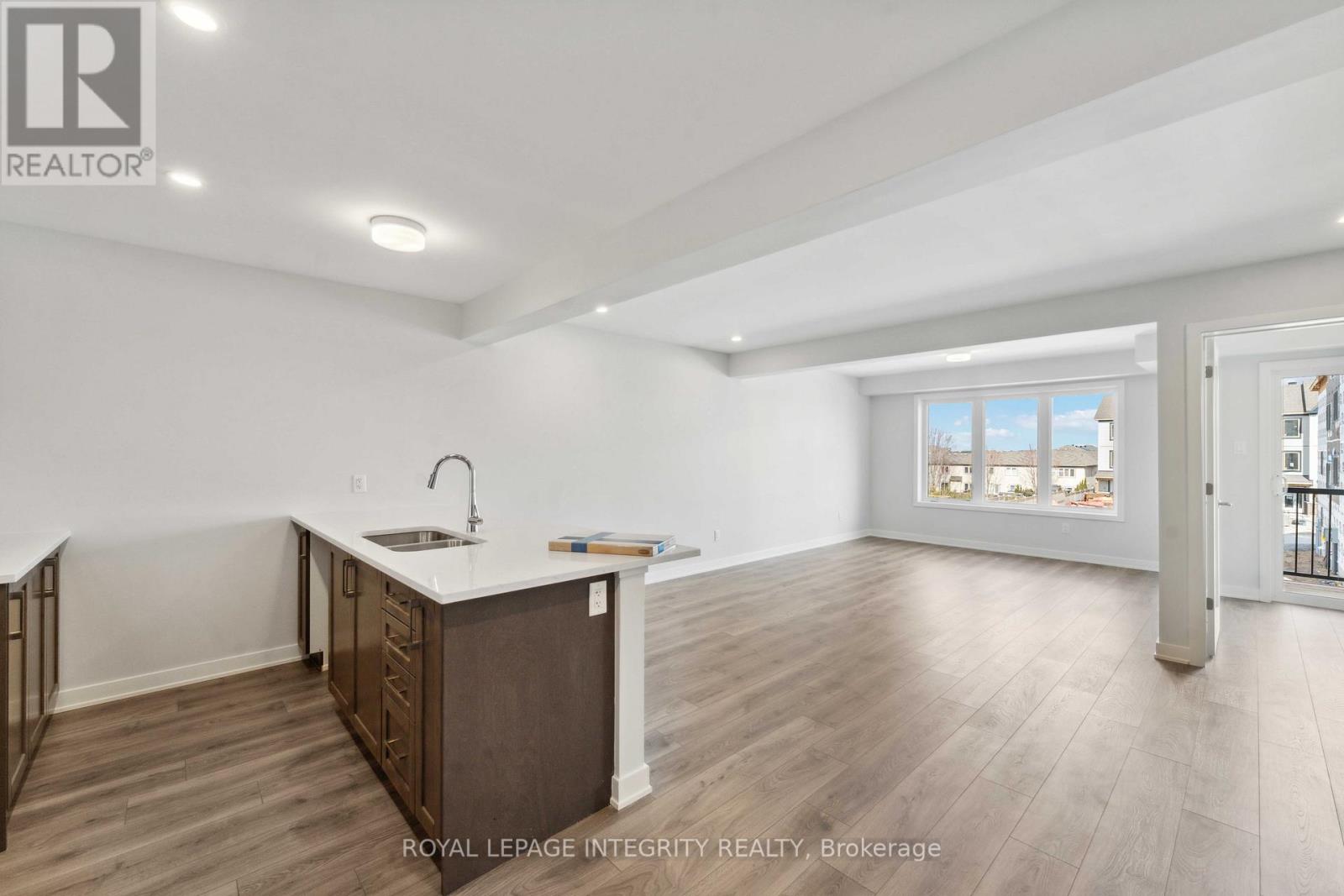 792 Kinstead Private, Ottawa, Ontario  K2S 3B3 - Photo 13 - X12692466